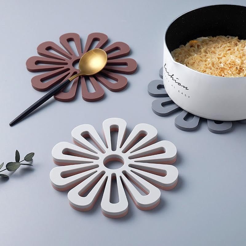 Trivet Mat for Hot Dishes, Heat Resistant Non-Slip Flower Hot Pads, Flexible Durable Mat for Table and Countertop, Modern Kitchen Trivet for Pans Teapot Pot Potholders Coaster, White