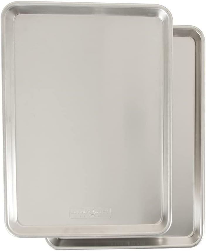 Nordic Ware Naturals Half Sheet – USA Made Aluminum Commercial Quality Sheet Pan for Baking or Roasting, Encapsulated Galvanized Steel Rim Prevents Warping, 2-Pack