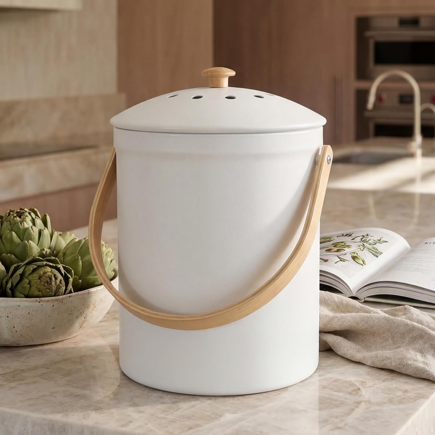 Beautiful Kitchen Compost Bin with Smell Proof Lid – Rust Proof and Odorless Compost Bucket for Your Countertop with No Smell Filters – Easy to Clean 1.1 Gallon Bin Looks Great On Any Kitchen Counter